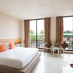 Deluxe Double or Twin Room Mountain View